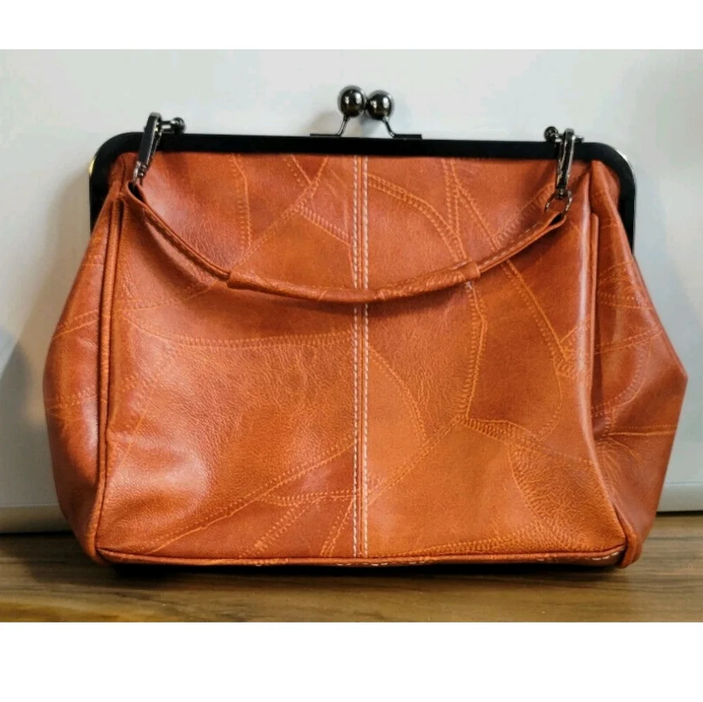 Kiss Clasp Closure Cognac Brown Crossbody Handbag Purse